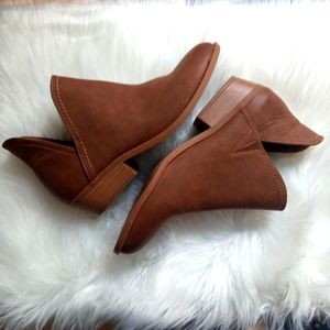 Universal Thread Western Ankle Boot